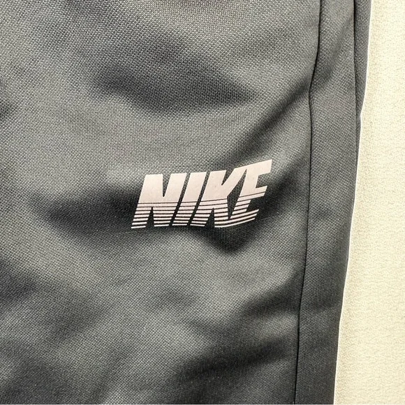 Nike Boys Standard Fit Pull On Active Training Pants NWT - Picture 4 of 14